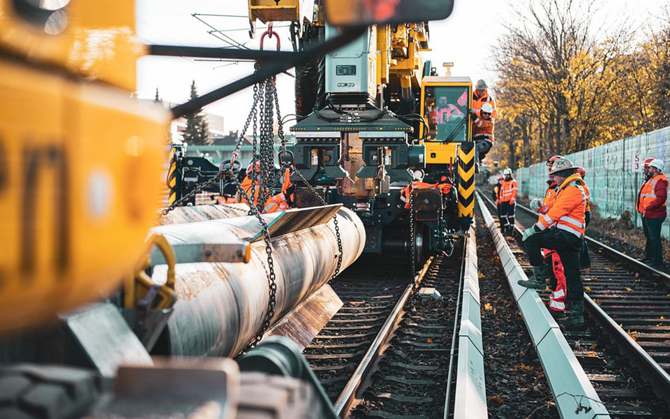 Industrial Facilities & Heavy Machinery