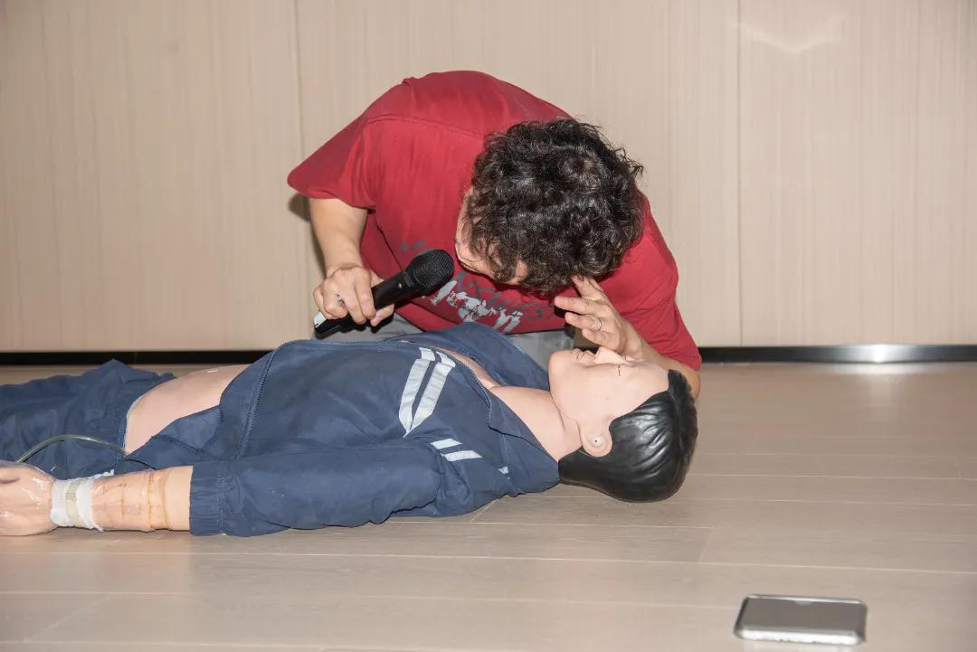 The successful completion of this training session not only enhanced employees’ overall safety awareness but also strengthened their ability to prevent and respond to workplace accidents.