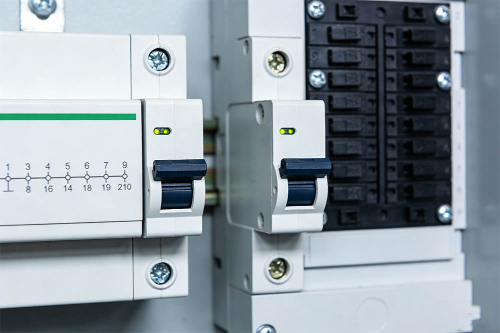Consumer Unit Versus Distribution Board: Understanding Electrical Panels and Surge Protection