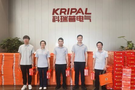KRIPAL Electric Celebrates Mid-Autumn Festival With Gifts for Every Employee